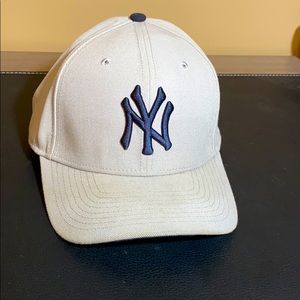 New York Yankees Nike Adjustable Hat